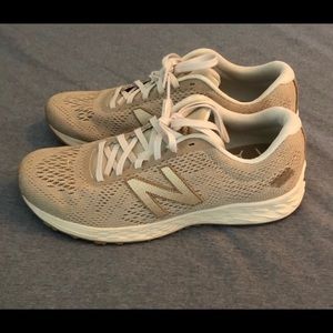 New Balance Arishi Fresh Foam running shoe 9.5